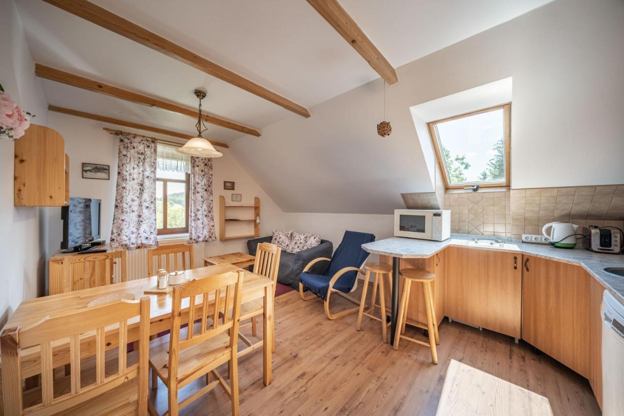 Apartmany Rubinovi Horejsi Vrchlabi Ngoại thất bức ảnh