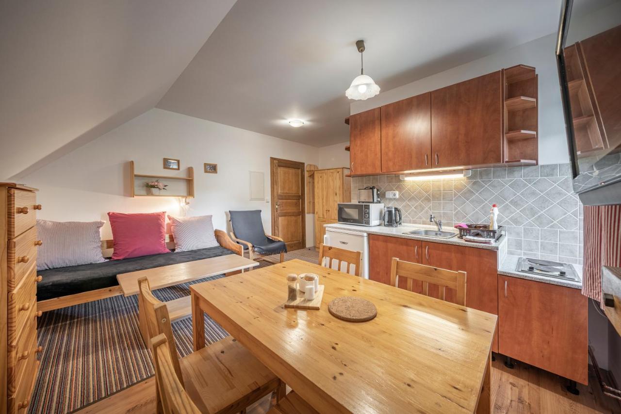 Apartmany Rubinovi Horejsi Vrchlabi Phòng bức ảnh