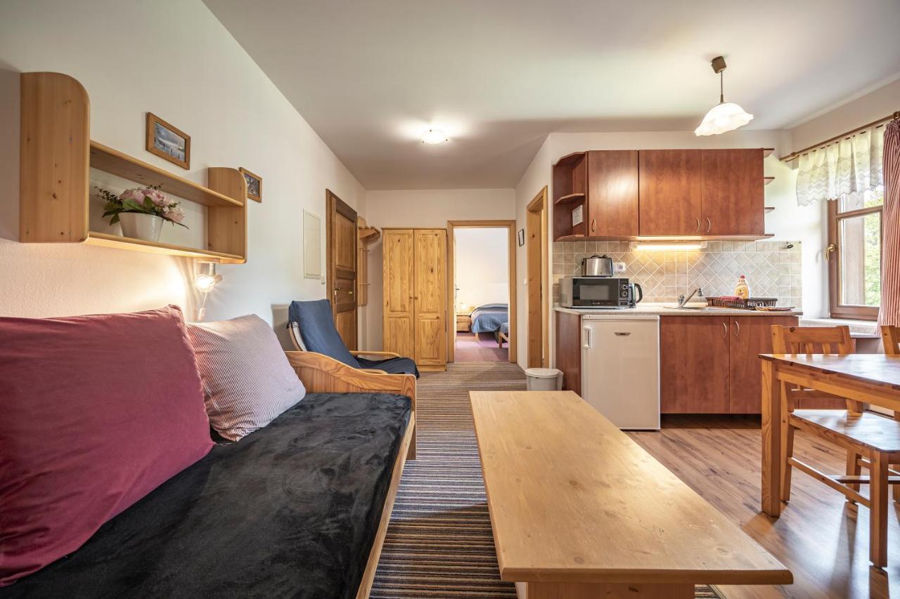 Apartmany Rubinovi Horejsi Vrchlabi Ngoại thất bức ảnh